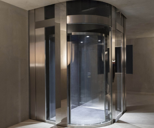 Experienced Elevator Installation Engineers